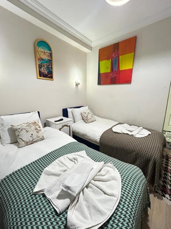 Sofia Corner Hotel - image 8