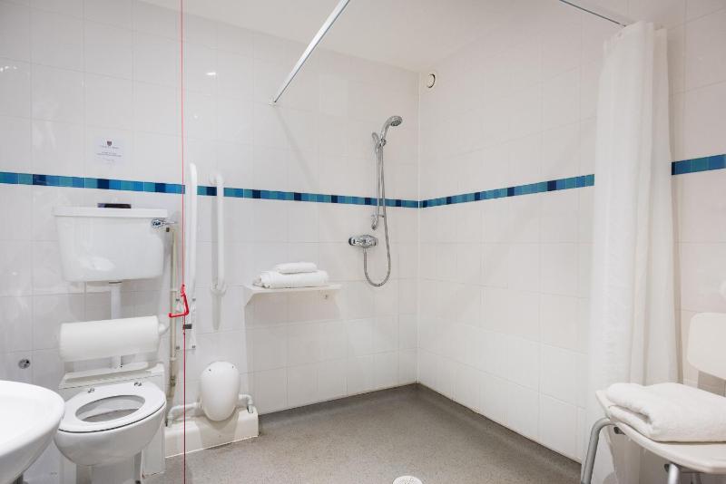 Double or Twin Room - Disability Access image 3