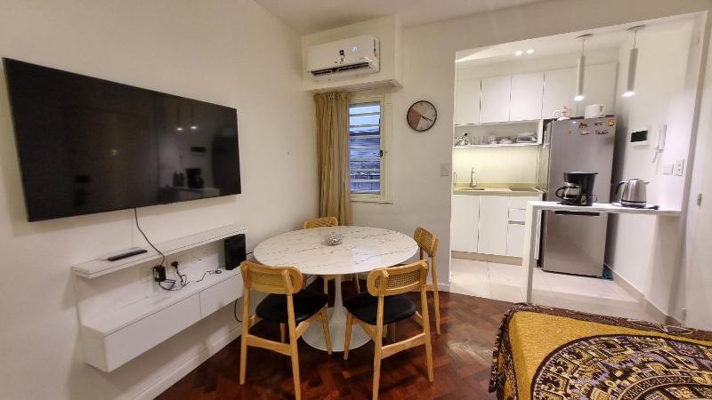 Apartment steps away from Av. Corrientes theaters - image 1