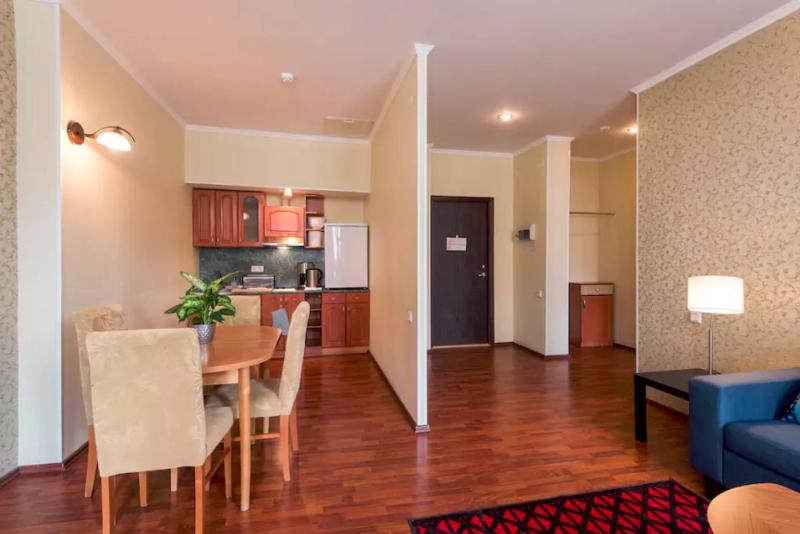 One-Bedroom Apartment with Old Town View image 4