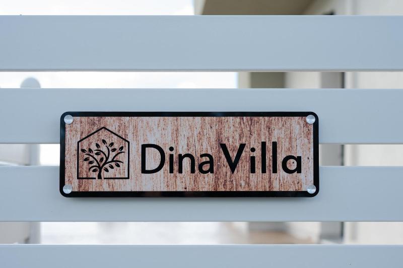 Dina Villa - image 11