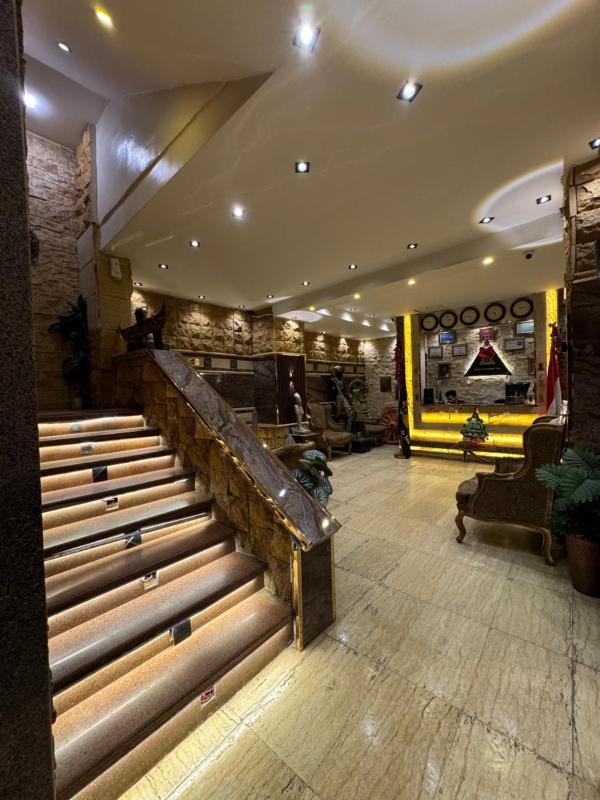 Sahara Pyramids Inn - image 10