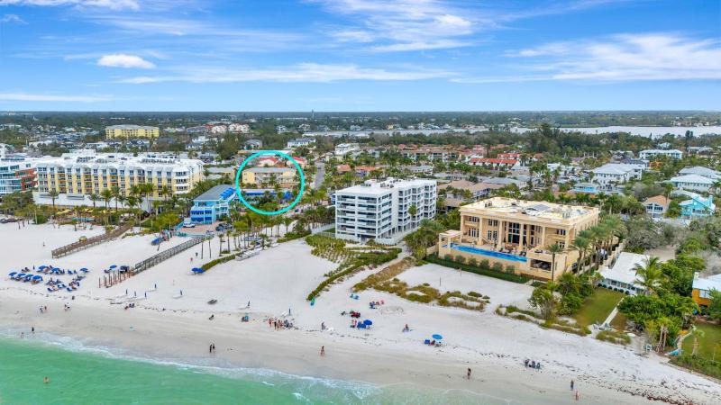 2BR Beach Club – Heated Pool Hot Tub & Beach - image 27