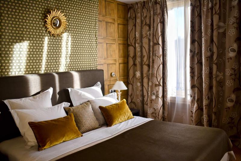 Superior Double Room image 1