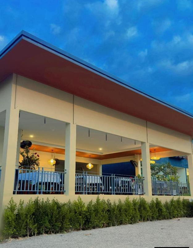 La La Lay Beach House - image 15
