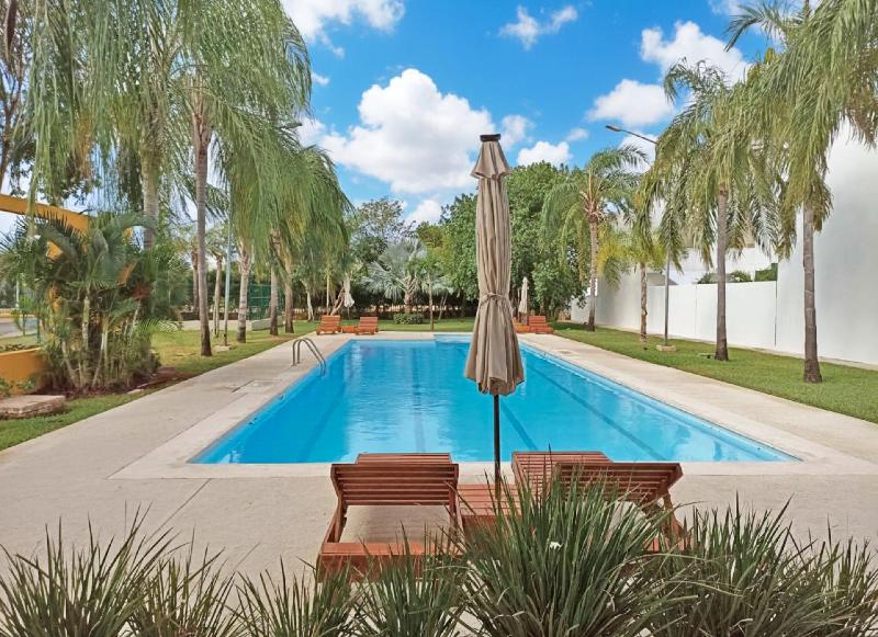 New Elegant Studio with Pool Garden & Comfort - image 15