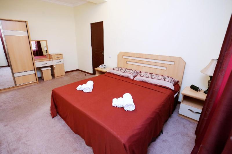  Suite image 3