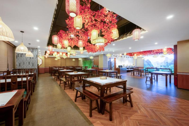 Qiu Guo Hotel Shenzhen Huaqiangbei Sports Center Branch - image 3
