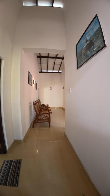 Rukmila Guest House - image 7