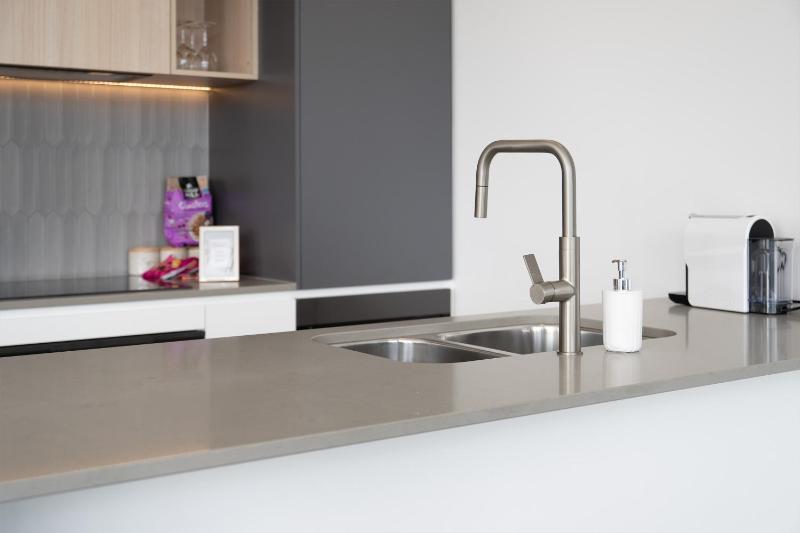 Bright Woden Stay Near Hospital CIT Shops - image 15