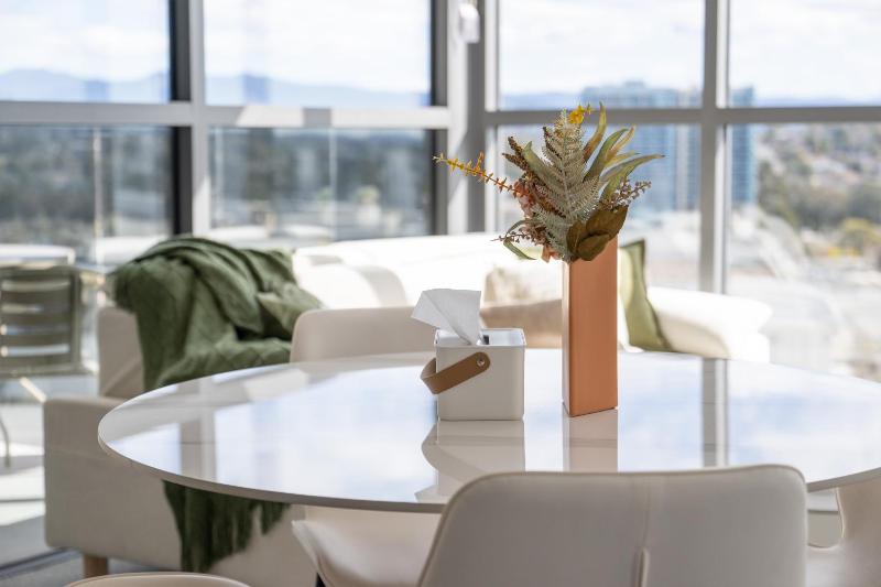 Bright Woden Stay Near Hospital CIT Shops - image 5