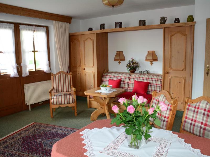 One-Bedroom Apartment image 1