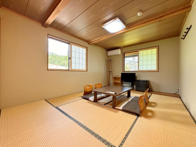 Lodge ぷるーく - image 5