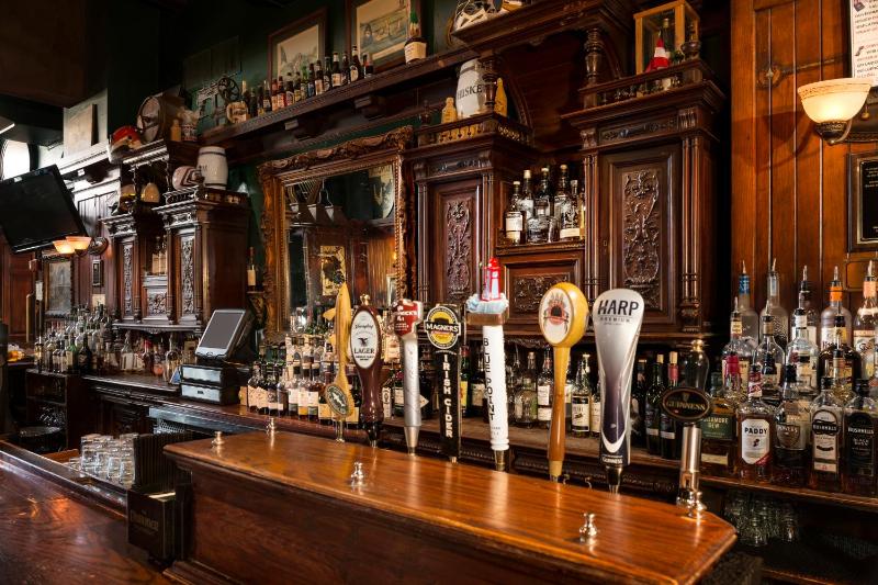 Phoenix Park Hotel - image 8