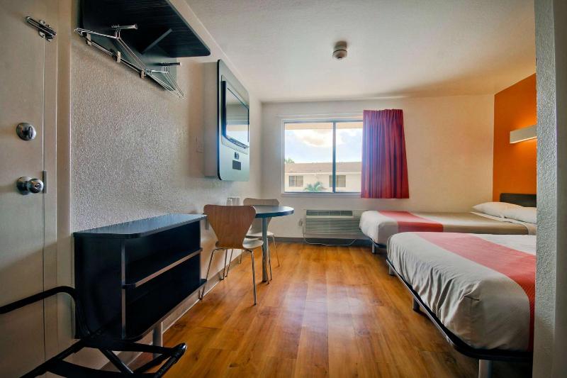 Motel 6-Fort Lauderdale FL - image 20