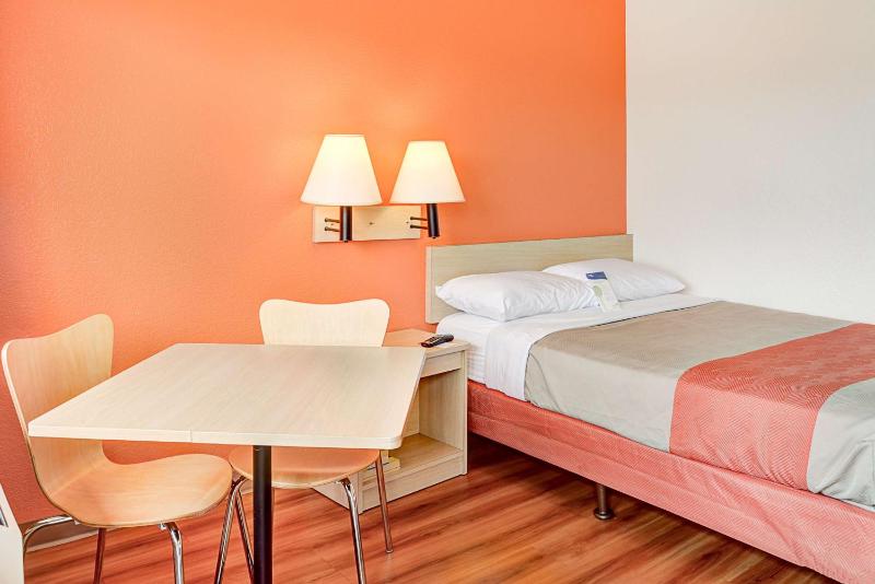 Motel 6-Portland OR - Central - image 22