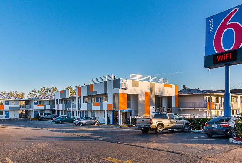 Motel 6 Austin TX - Airport - South - image 42