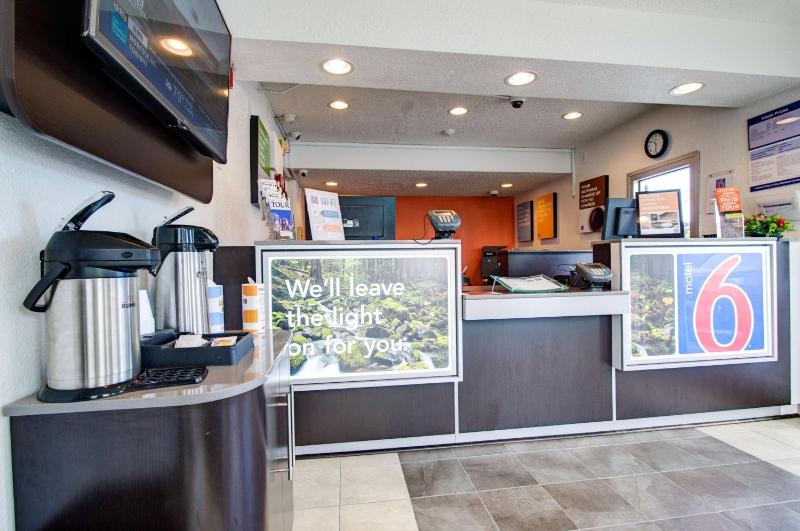 Motel 6-Seattle WA - Airport - image 9