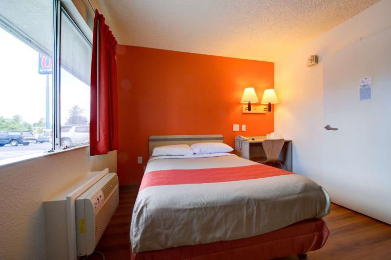 Motel 6-Seattle WA - Airport - image 3