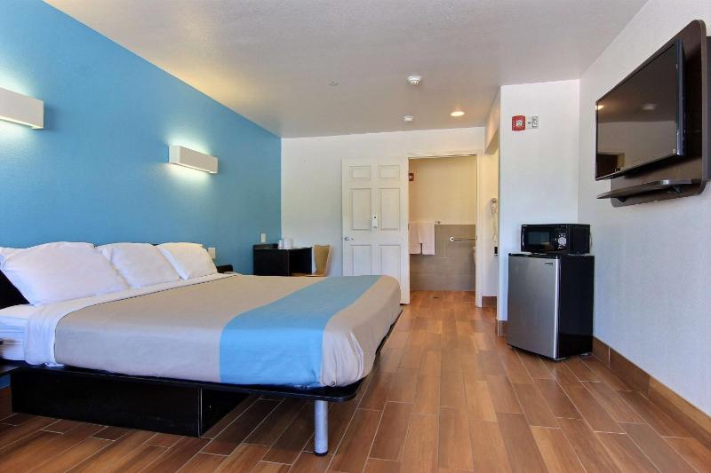 Motel 6-Rockport TX - image 23