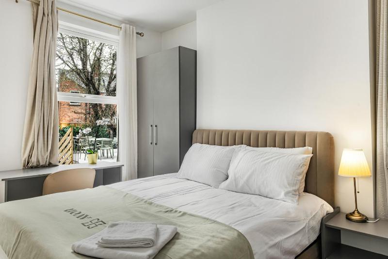 Nottingham Forest The City Ground Studio Apartments - image 7