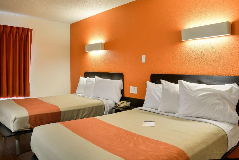 Deluxe Quadruple Room - Non-Smoking image 4
