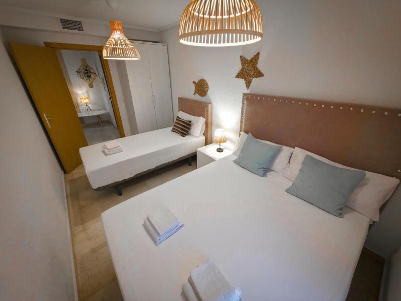 Apartamentos Blue Suites Alicante - image 27