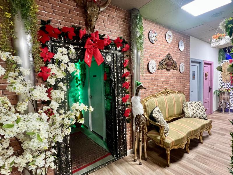 HOSTEL Pepper-Gold -STEP-FREE ENTRANCE -car- free Space-no nois-3 minutes from Port -BED ROOMS 8 GUEST 55 M2 AND 8 GUEST 65 M2 - image 24