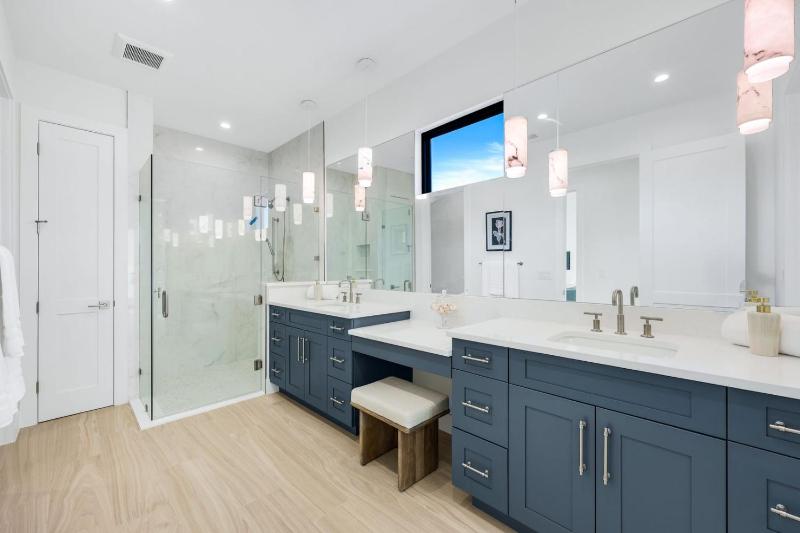 Vanderbilt Luxury | Private Pool & Spa | Minutes to Vanderbilt Beach - image 26