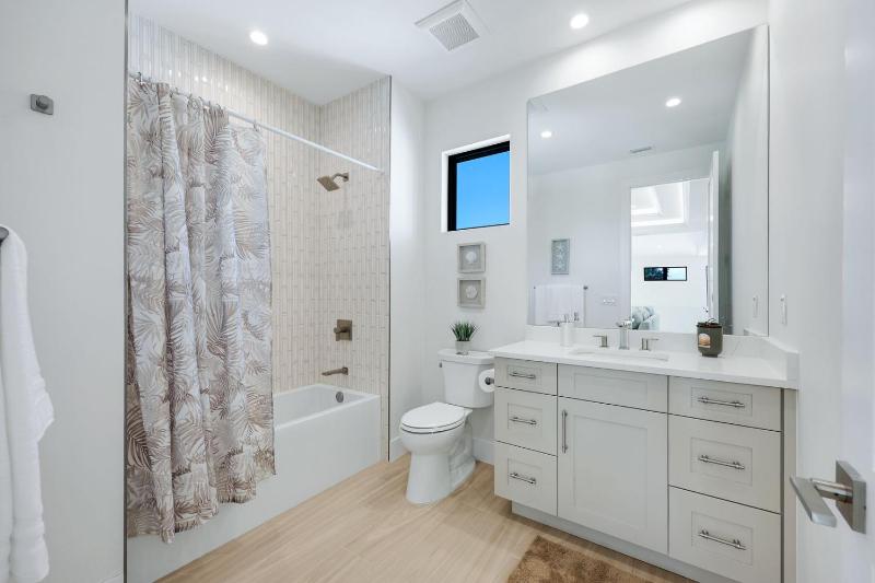 Vanderbilt Luxury | Private Pool & Spa | Minutes to Vanderbilt Beach - image 36