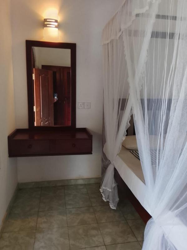 LEON Villa Bentota - image 5