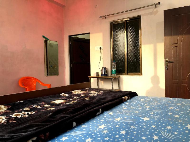 Hotel Narayana Inn - image 2