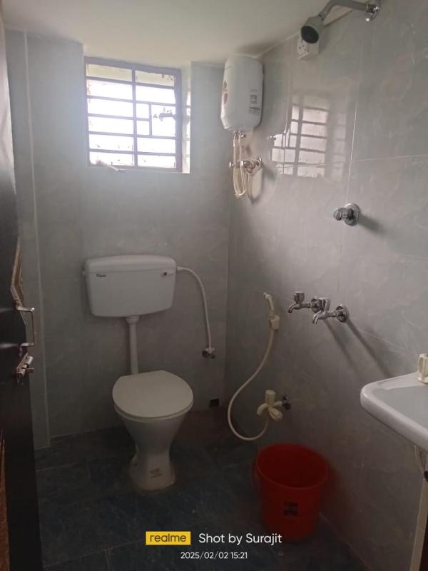 Balaka Apartment - image 8