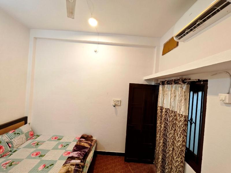 Shri Krishna Home Stay - image 11