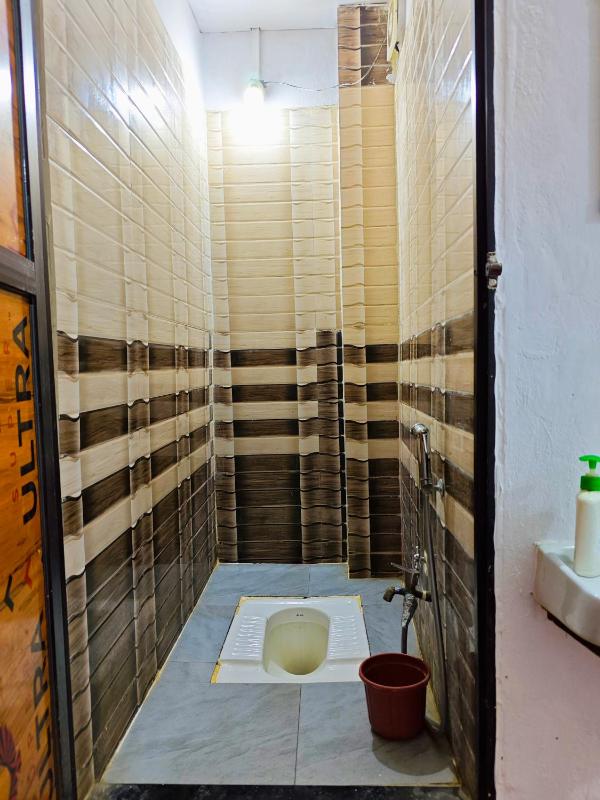 Shri Krishna Home Stay - image 10