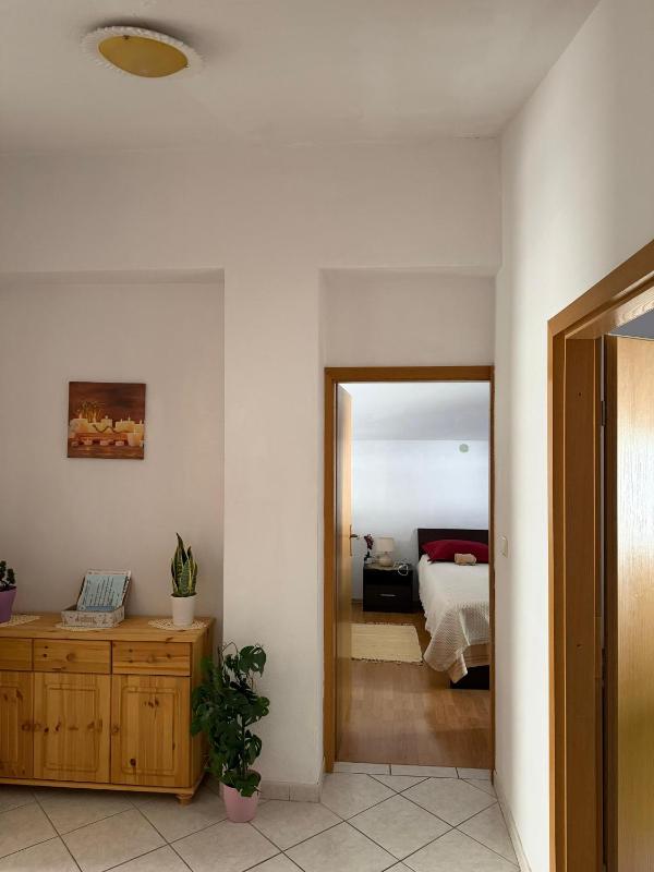 Apartment House Aria - image 18