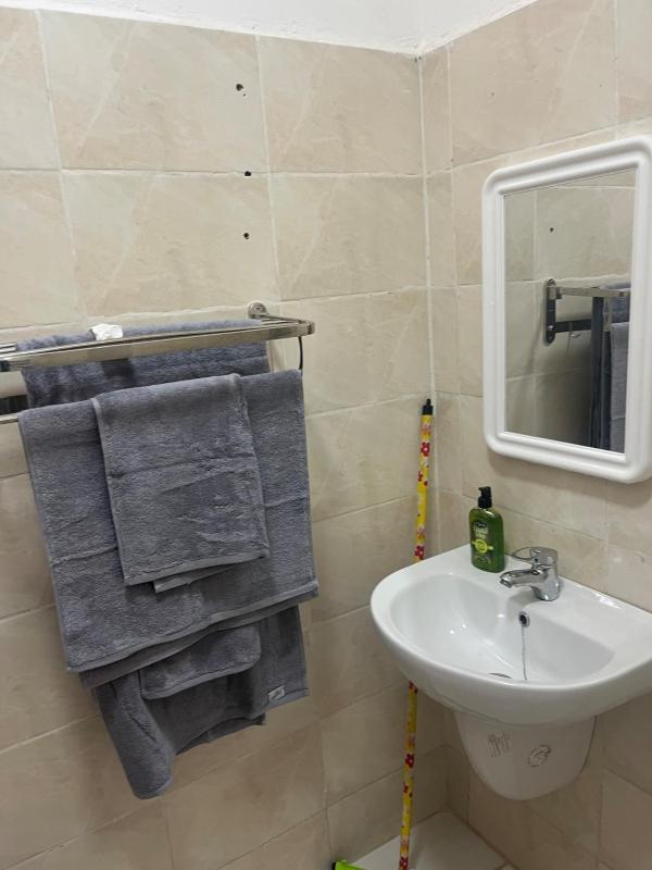 At your home in Conakry - image 7