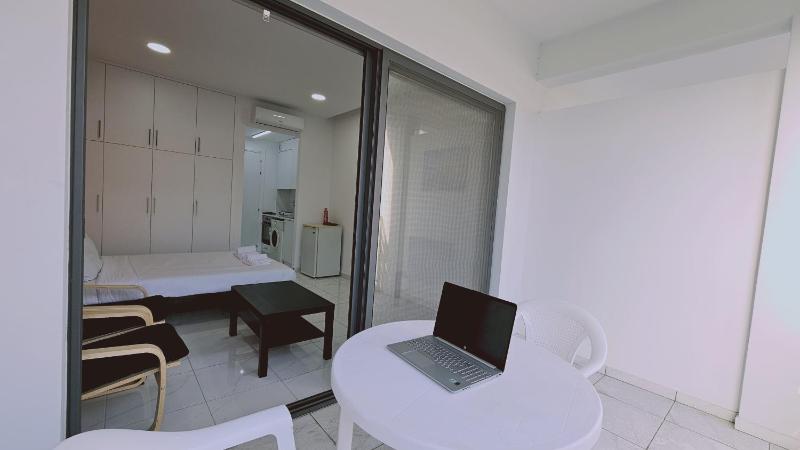 STAY Terra Cota Studio - image 3