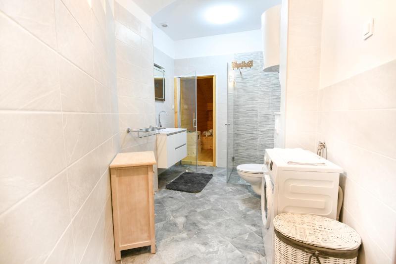 Apartment Rosenberger Opatija center with parking - image 2
