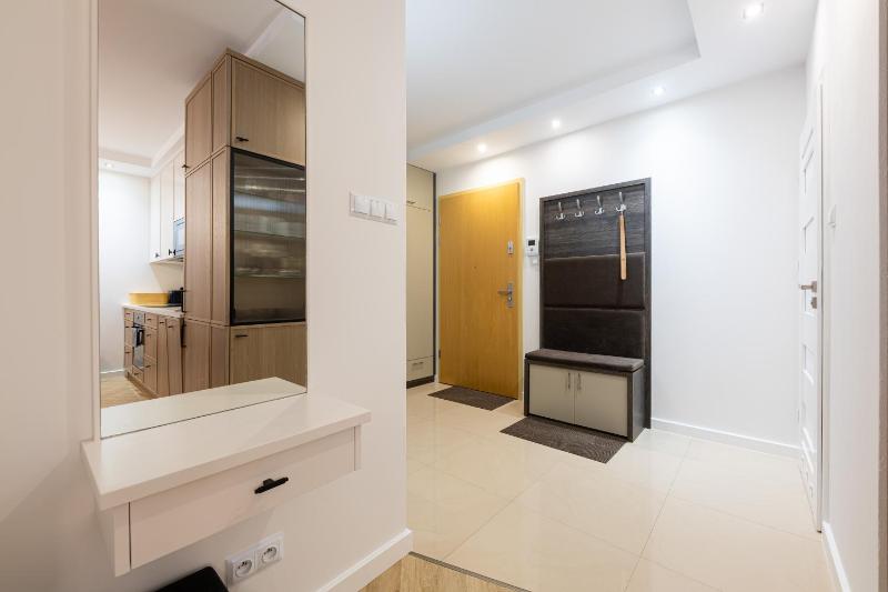 Klimatyczny Apartament Victus w Sopocie by Noclegi Renters - image 13