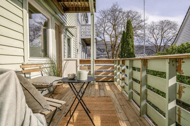 Cozy 2-bedroom apartment near Bergen City Centre - image 10