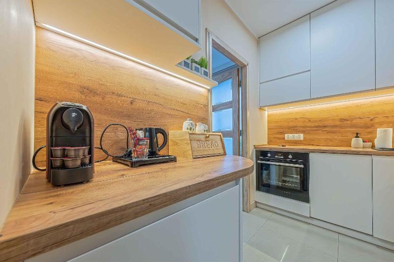 Happy Bay by OneApartments - image 6