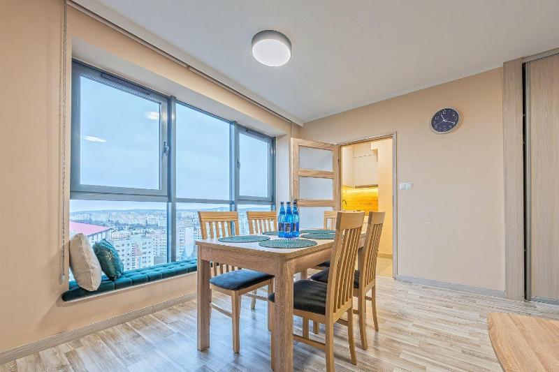 Happy Bay by OneApartments - image 11