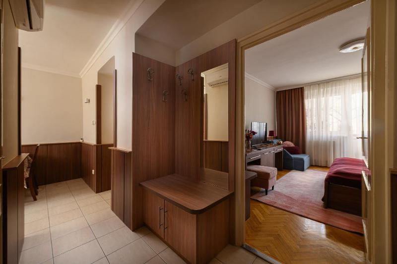 ILLÉS Apartmanok - image 9