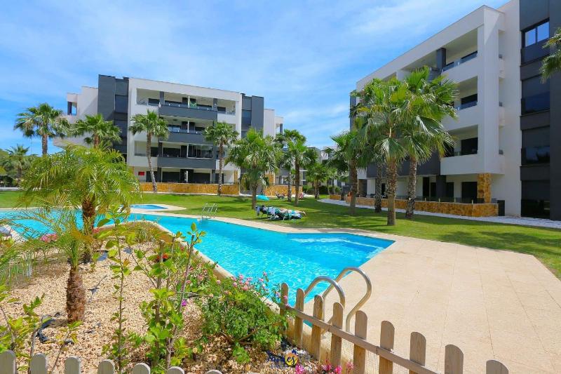 Modern First Floor Apart with Com Pool Duly10 - image 19