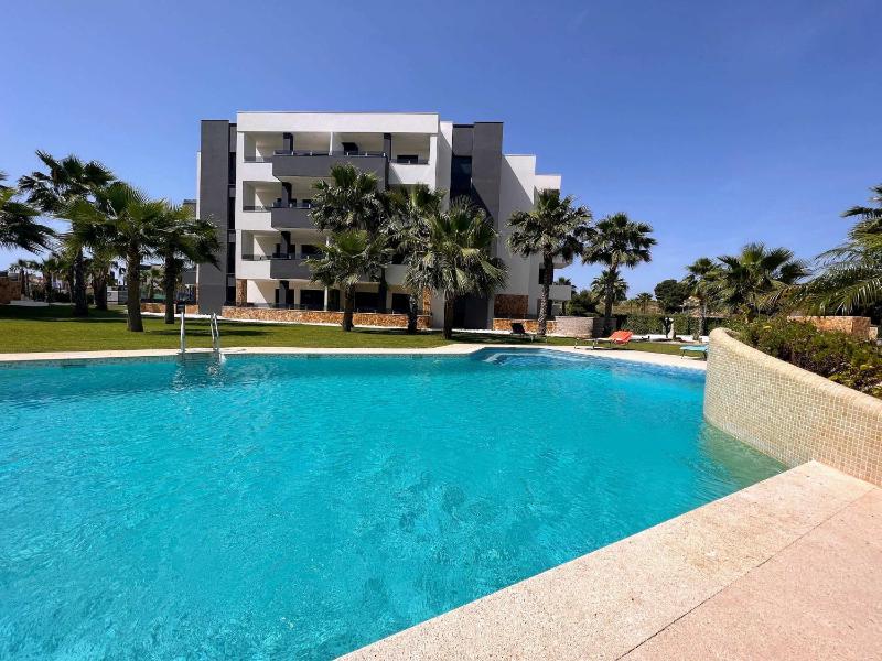 Modern First Floor Apart with Com Pool Duly10 - image 5