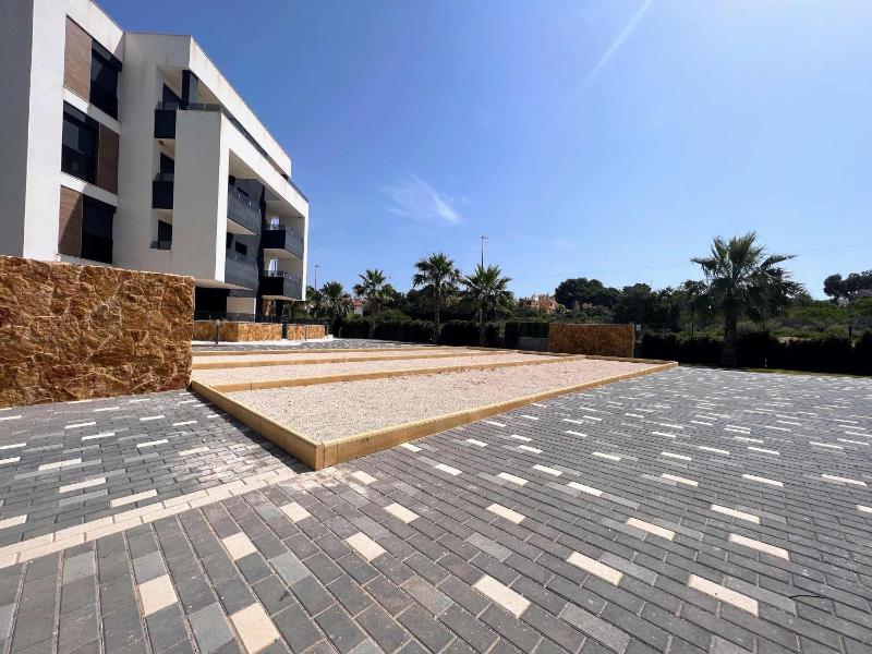 Modern First Floor Apart with Com Pool Duly10 - image 21