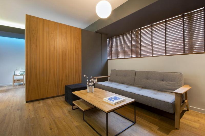 Deluxe Family Suite image 3