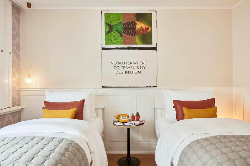 Double Room (Large) image 4