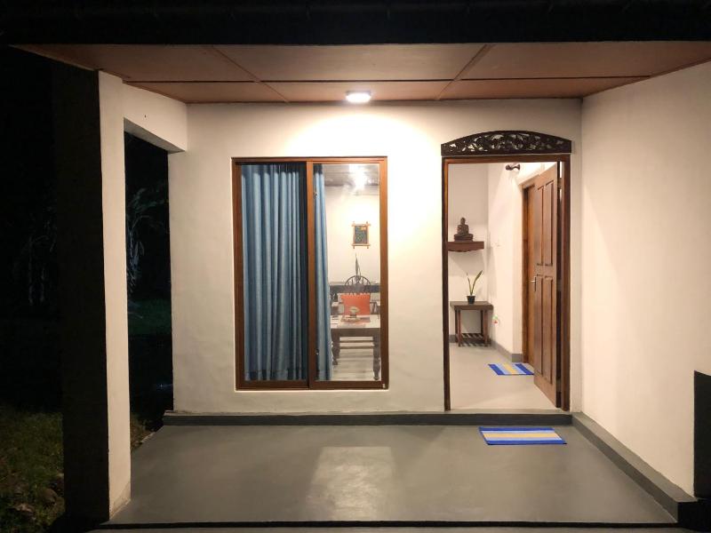 Bamboo Grove Cottages - image 13